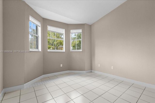 1677 SE 27th Court 202, Homestead, FL 33035