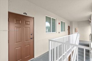 1677 SE 27th Court 202, Homestead, FL 33035