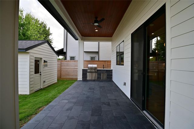 1733 Du Barry Lane, Houston, TX 77018