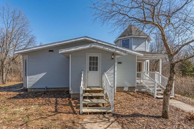 S7628 Grandview Avenue, Merrimac, WI 53561