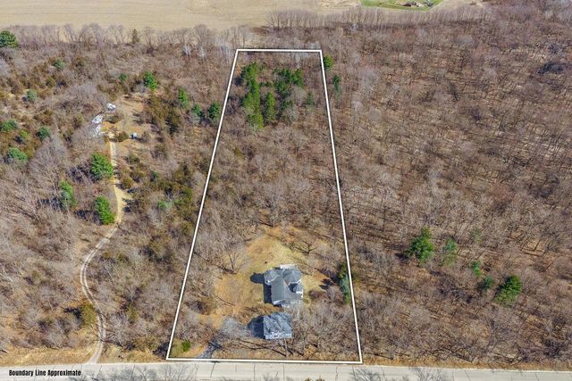 S7628 Grandview Avenue, Merrimac, WI 53561