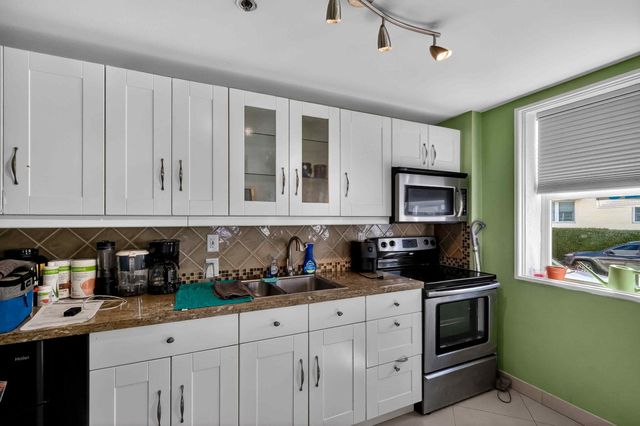 802 Euclid Avenue 104, Miami Beach, FL 33139