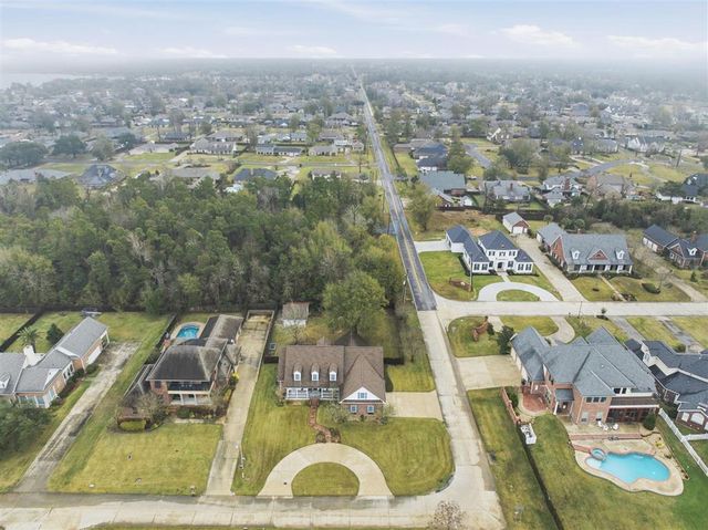 4887 Riverview Lane, Lake Charles, LA 70605