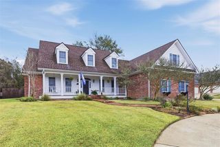 4887 Riverview Lane, Lake Charles, LA 70605