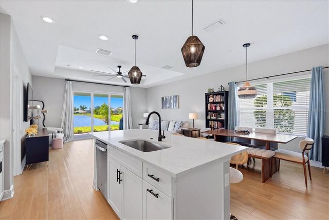 12708 AQUAMARINE AVENUE, Bradenton, FL 34211