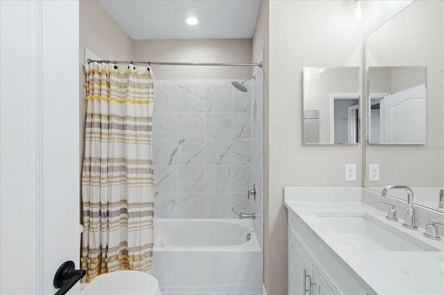 12708 AQUAMARINE AVENUE, Bradenton, FL 34211