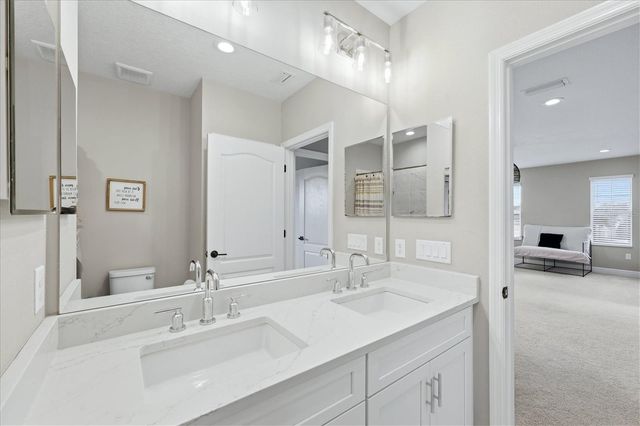 12708 AQUAMARINE AVENUE, Bradenton, FL 34211