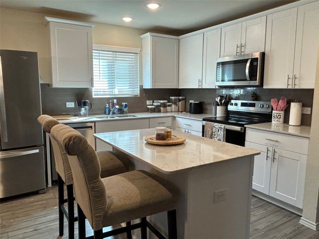 10109 Wyseby Road, Fort Worth, TX 76036