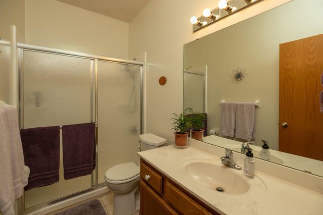 1925 Cabernet Lane NW, Rochester, MN 55901