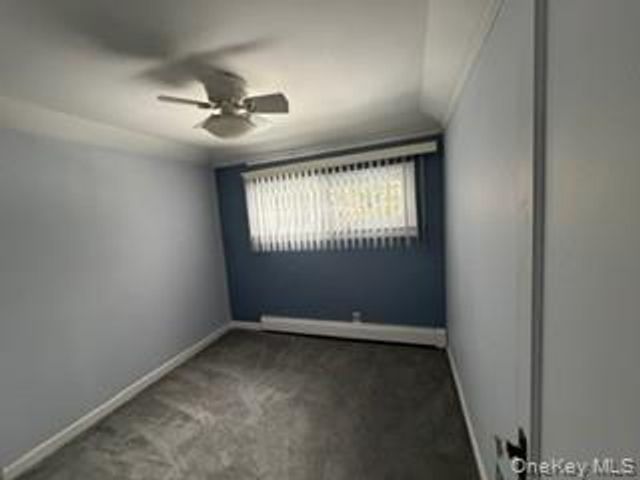 75 Lodge Avenue, Huntington Station, NY 11746