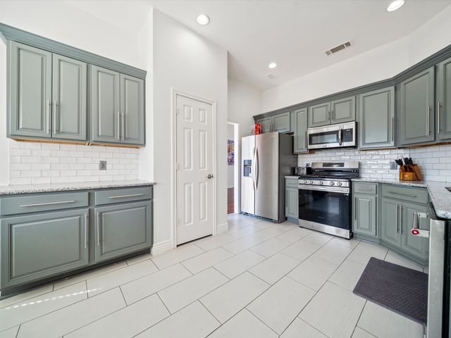 1103 Pawnee Court, Carrollton, TX 75007