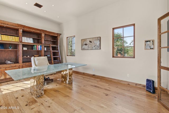 8131 E APPALOOSA Trail, Scottsdale, AZ 85258