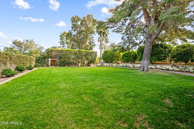 8131 E APPALOOSA Trail, Scottsdale, AZ 85258