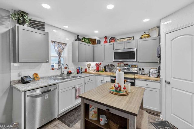 193 Saddle Brooke Trace, Brunswick, GA 31525