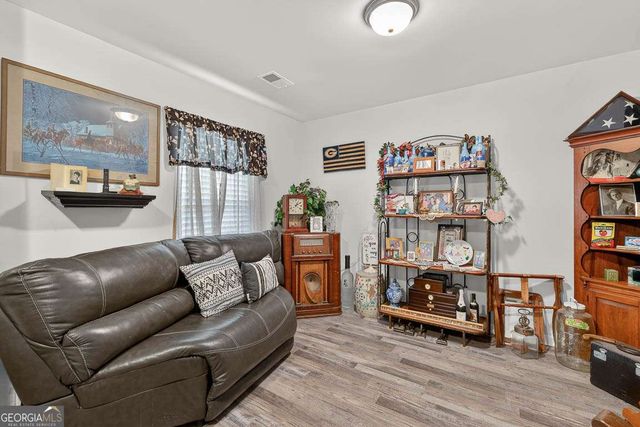 193 Saddle Brooke Trace, Brunswick, GA 31525