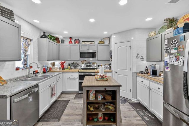 193 Saddle Brooke Trace, Brunswick, GA 31525