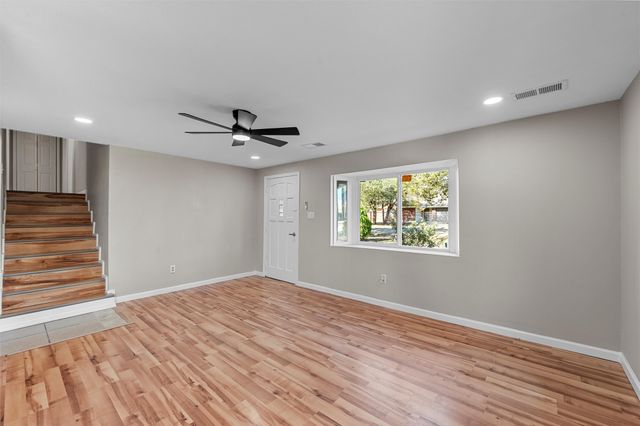 395 Hazelwood Avenue, Waco, TX 76705