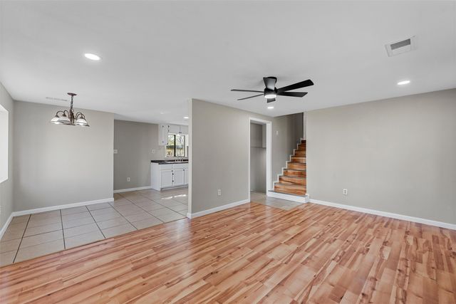 395 Hazelwood Avenue, Waco, TX 76705