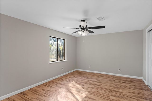 395 Hazelwood Avenue, Waco, TX 76705