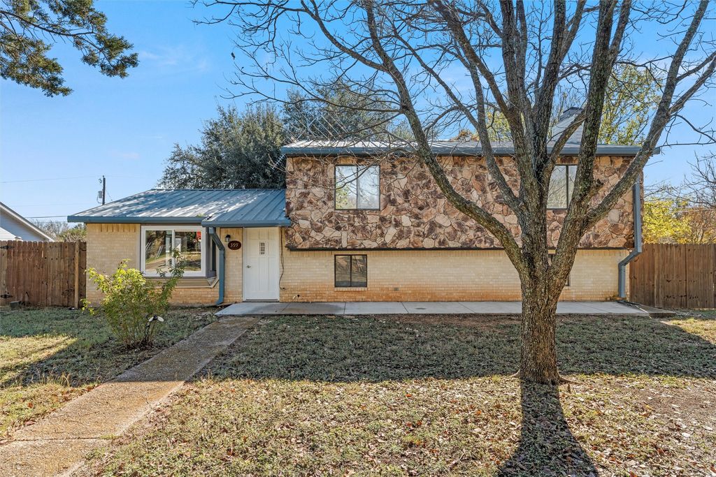 395 Hazelwood Avenue, Waco, TX 76705