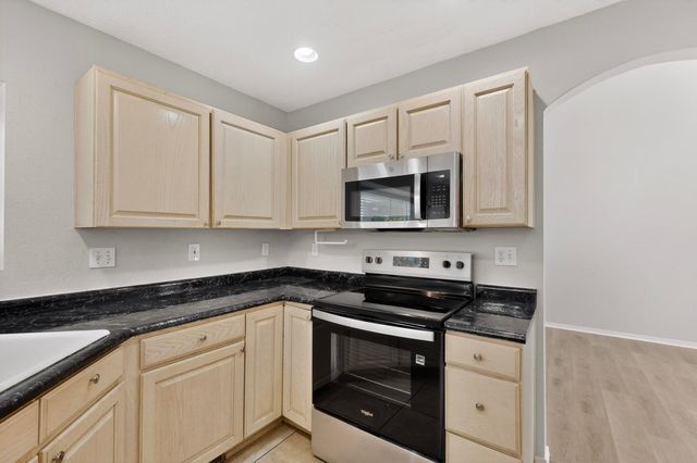 8009 Rancho Dorado Court NW, Albuquerque, NM 87120