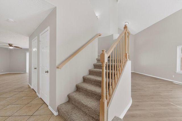 8009 Rancho Dorado Court NW, Albuquerque, NM 87120