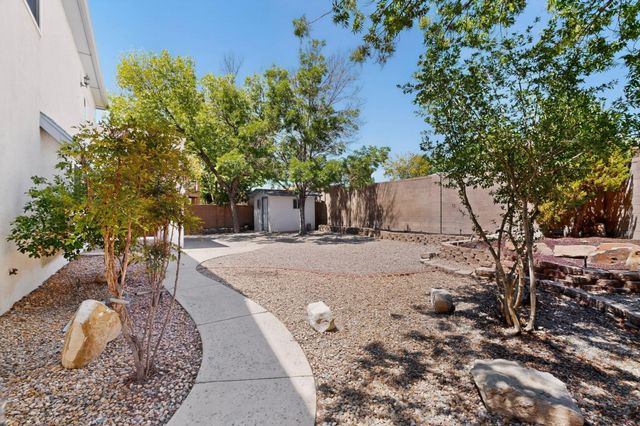 8009 Rancho Dorado Court NW, Albuquerque, NM 87120