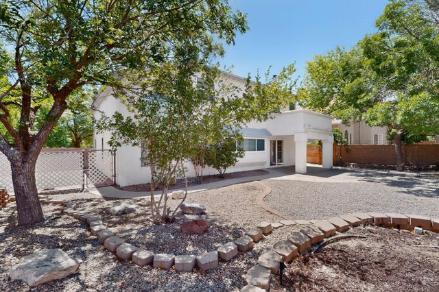 8009 Rancho Dorado Court NW, Albuquerque, NM 87120