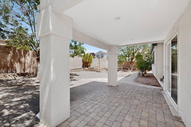 8009 Rancho Dorado Court NW, Albuquerque, NM 87120