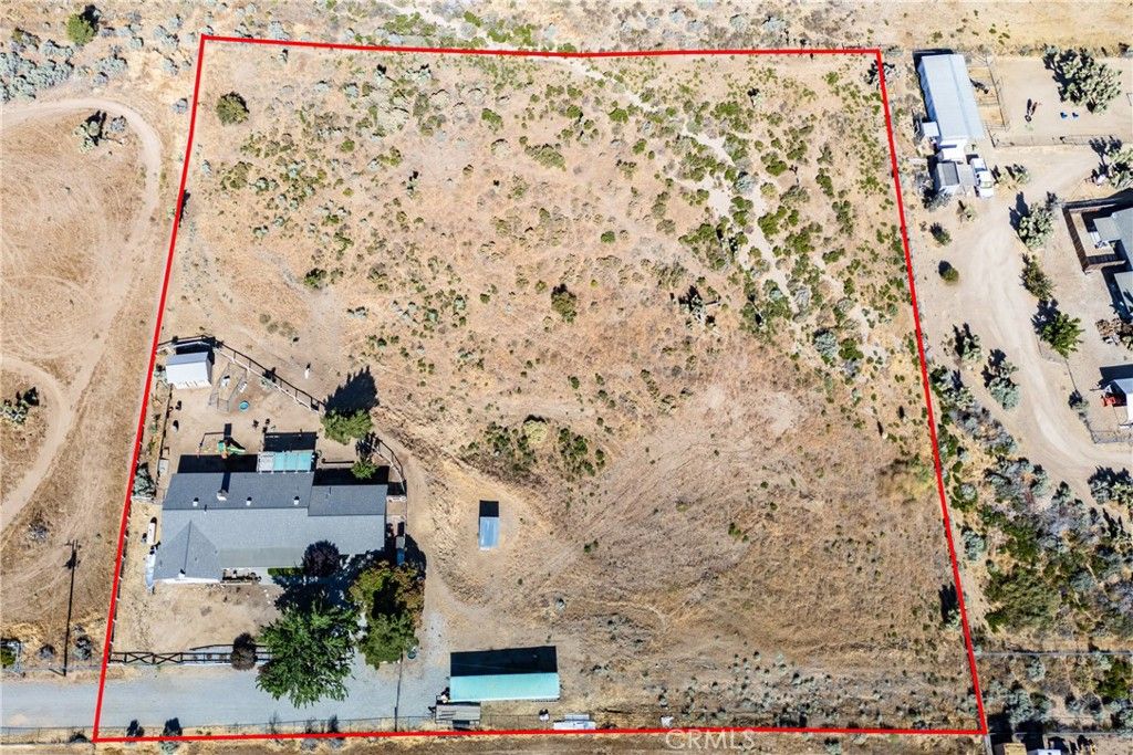 Image 43 of property listing at 8650 Cowberry, Phelan, CA 92371