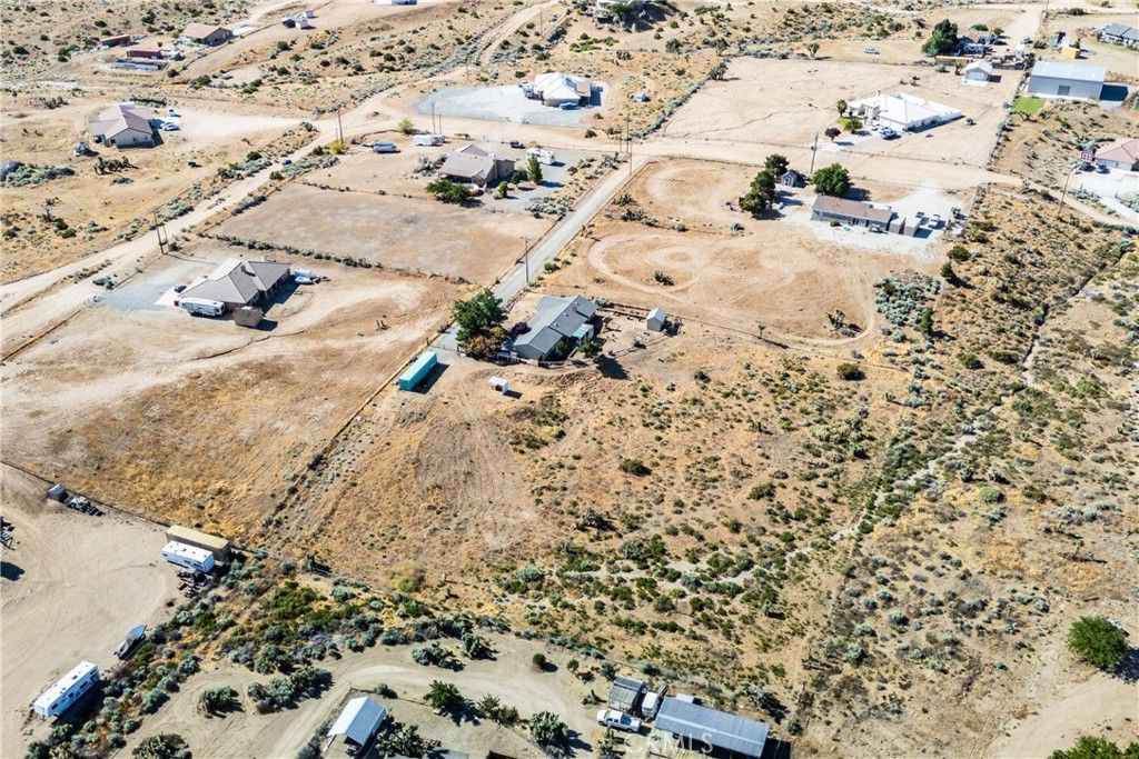 Image 53 of property listing at 8650 Cowberry, Phelan, CA 92371