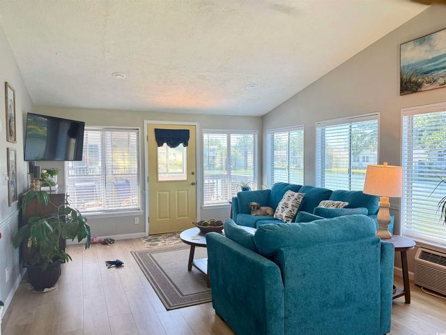 405 Twin Lakes Ct., Surfside Beach, SC 29575