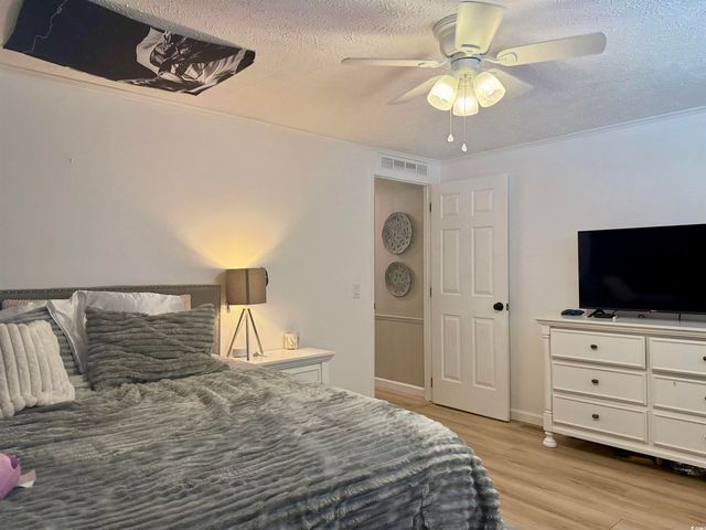 405 Twin Lakes Ct., Surfside Beach, SC 29575