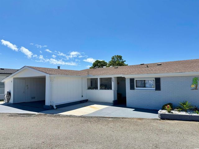 405 Twin Lakes Ct., Surfside Beach, SC 29575