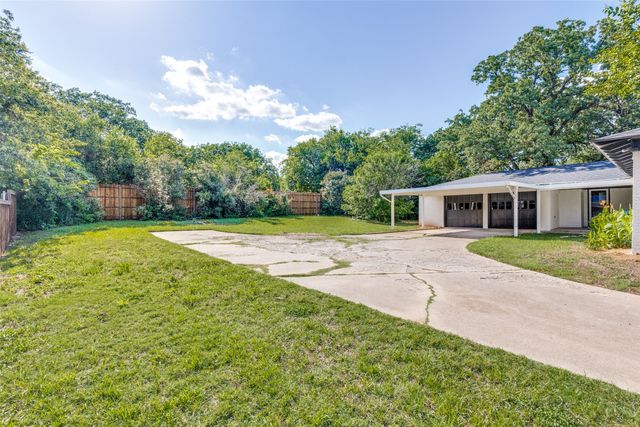 2308 Lynnhaven Road, Fort Worth, TX 76103