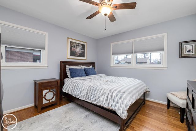 1713 Aline Drive, Grosse Pointe Woods, MI 48236