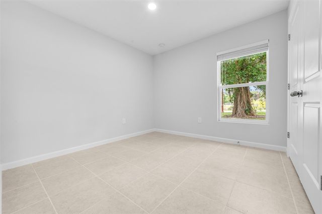 424 Douglas Ct, Fort Pierce, FL 34950