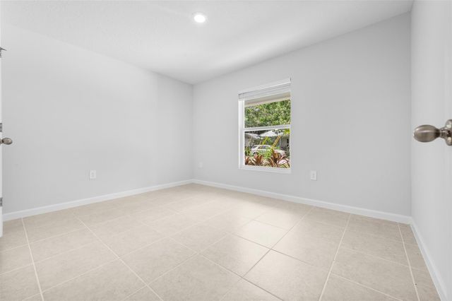 424 Douglas Ct, Fort Pierce, FL 34950