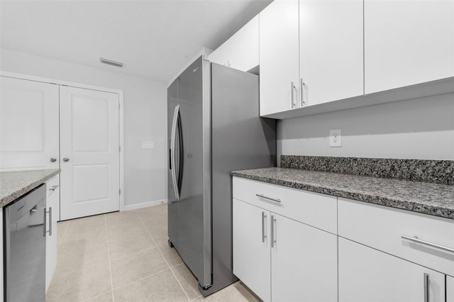 424 Douglas Ct, Fort Pierce, FL 34950