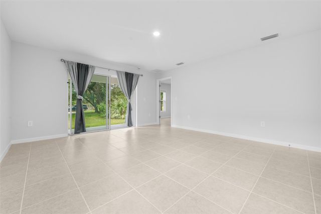 424 Douglas Ct, Fort Pierce, FL 34950