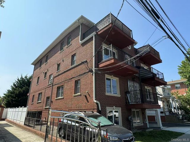 4038 194th Street 3B, Flushing, NY 11358
