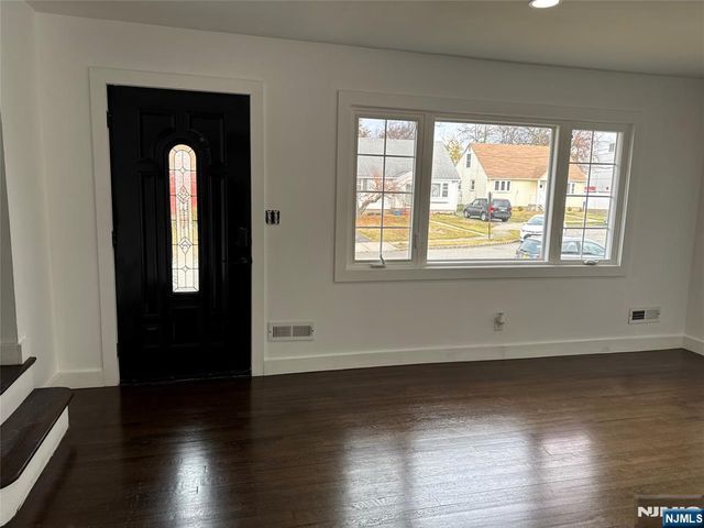 9 Marion Court, Belleville, NJ 07109