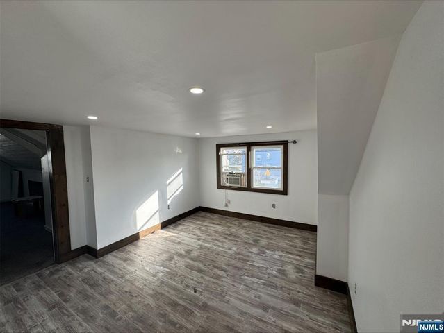 9 Marion Court, Belleville, NJ 07109