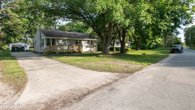 6757 Pitt Street, Grifton, NC 28530