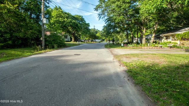 6757 Pitt Street, Grifton, NC 28530