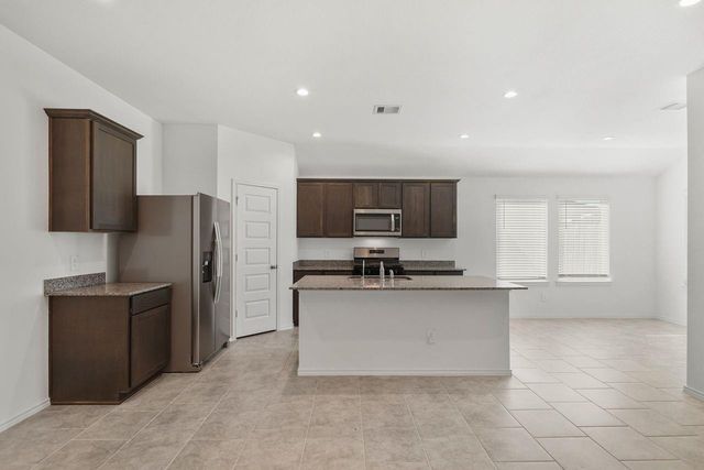 7502 Fierce Friesian Lane, Rosharon, TX 77583