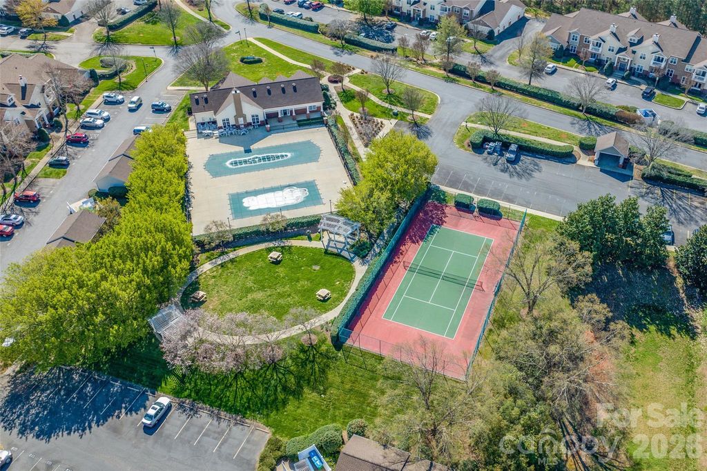 16464 Redstone Mountain Lane, Charlotte, NC 28277