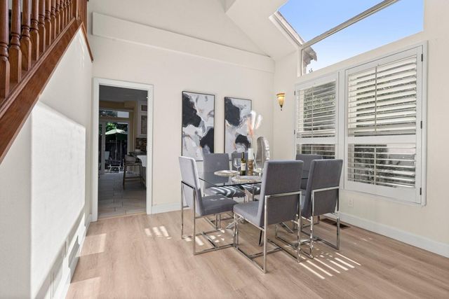 674 W Sunnyoaks Avenue, Campbell, CA 95008