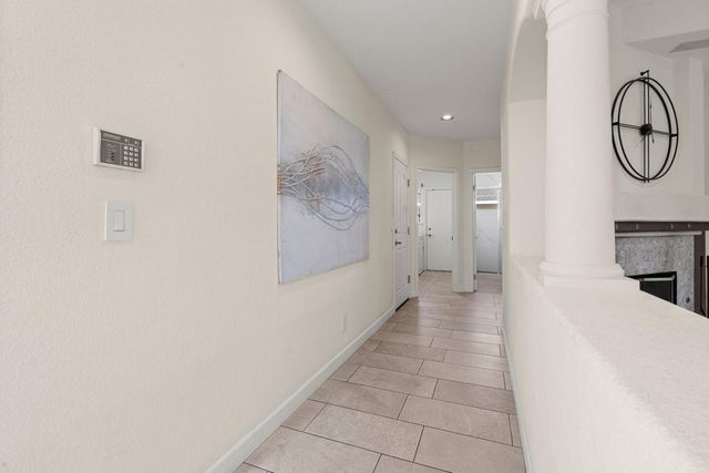 674 W Sunnyoaks Avenue, Campbell, CA 95008