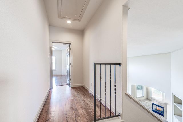 403 Harborside Way, Kemah, TX 77565